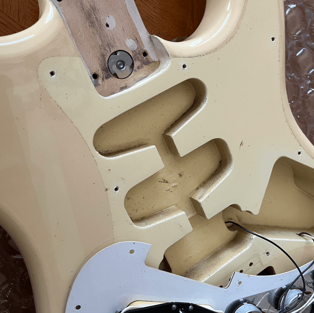 RARE 1986 Fender Japan ST-314-55 (MEDIUM Scale 24.75 inch Stratocaster = Gibson feel & Snap) + GIGBAG