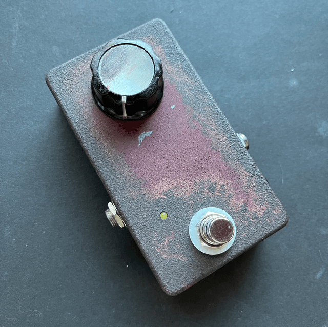 RARE 2020 Rustic 8-Bit Gated Fuzz Pedal – Handcrafted Boutique Build from Japan